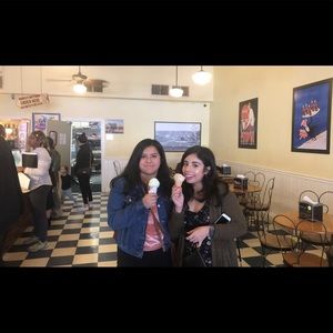 Meet your Posher, Ariel